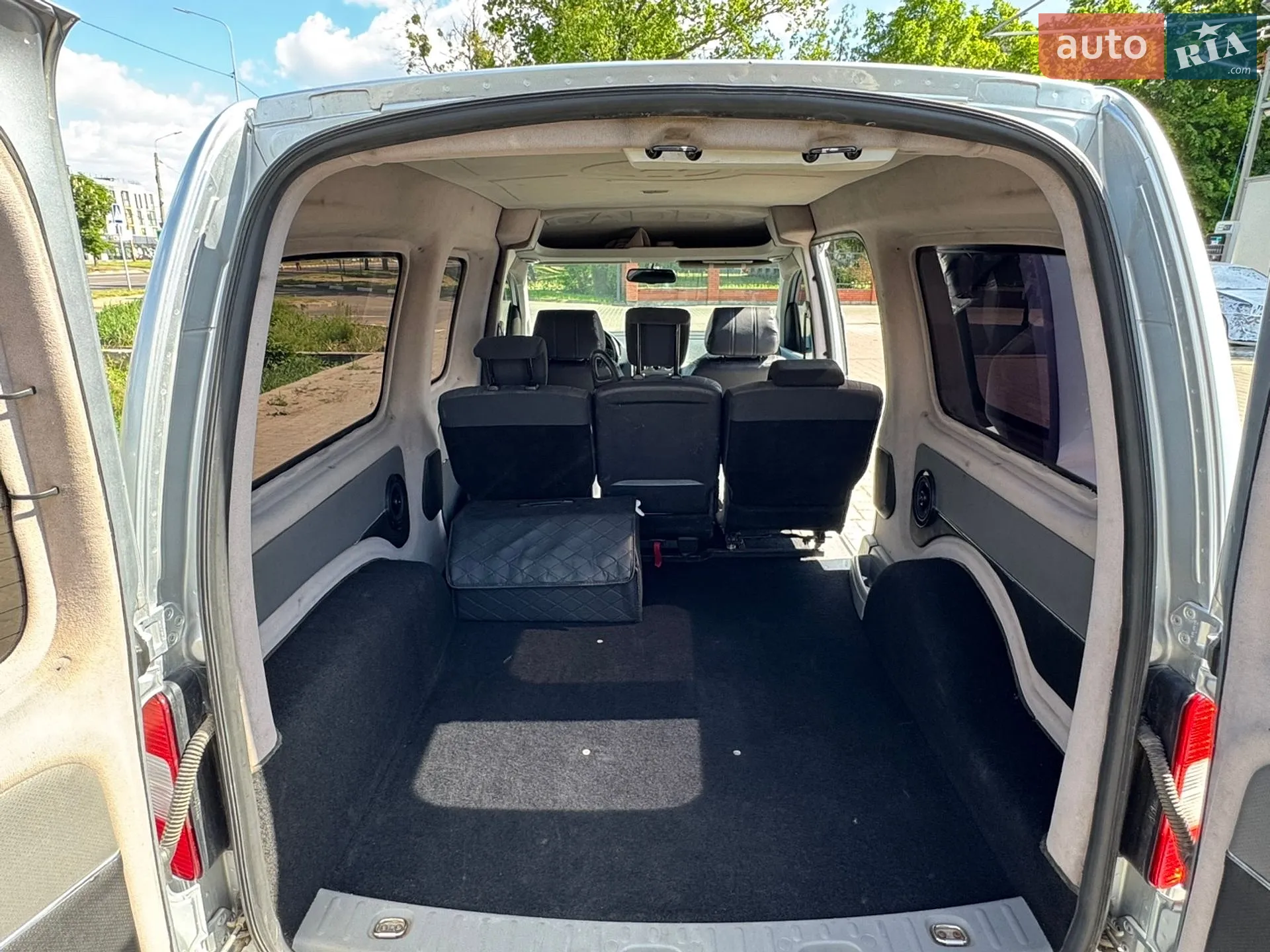 2010 Volkswagen Caddy - мініатюра 12