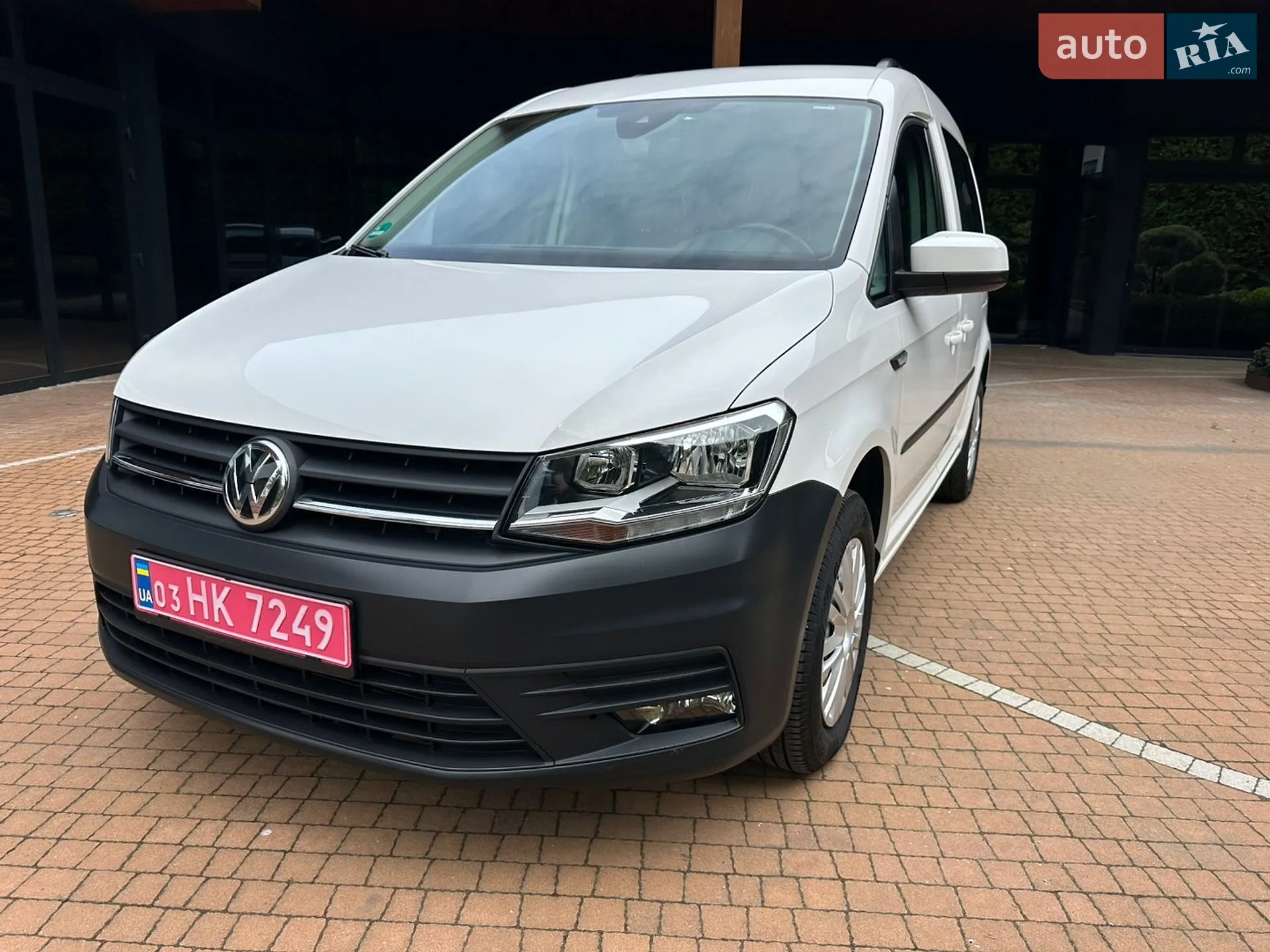 2019 Volkswagen Caddy - фото 1