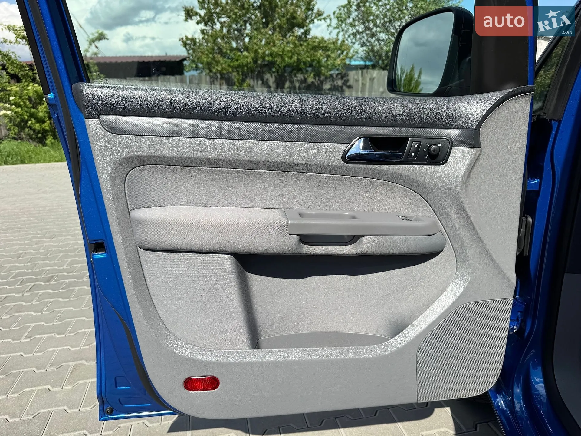 2010 Volkswagen Caddy - мініатюра 28