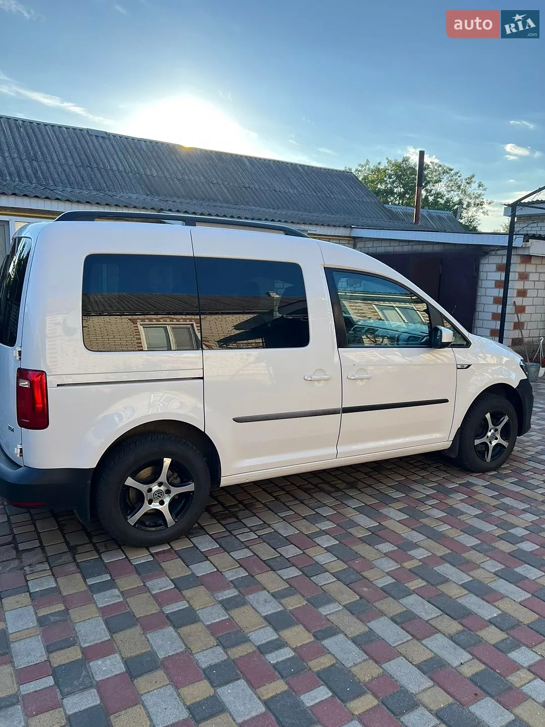 2017 Volkswagen Caddy - мініатюра 9