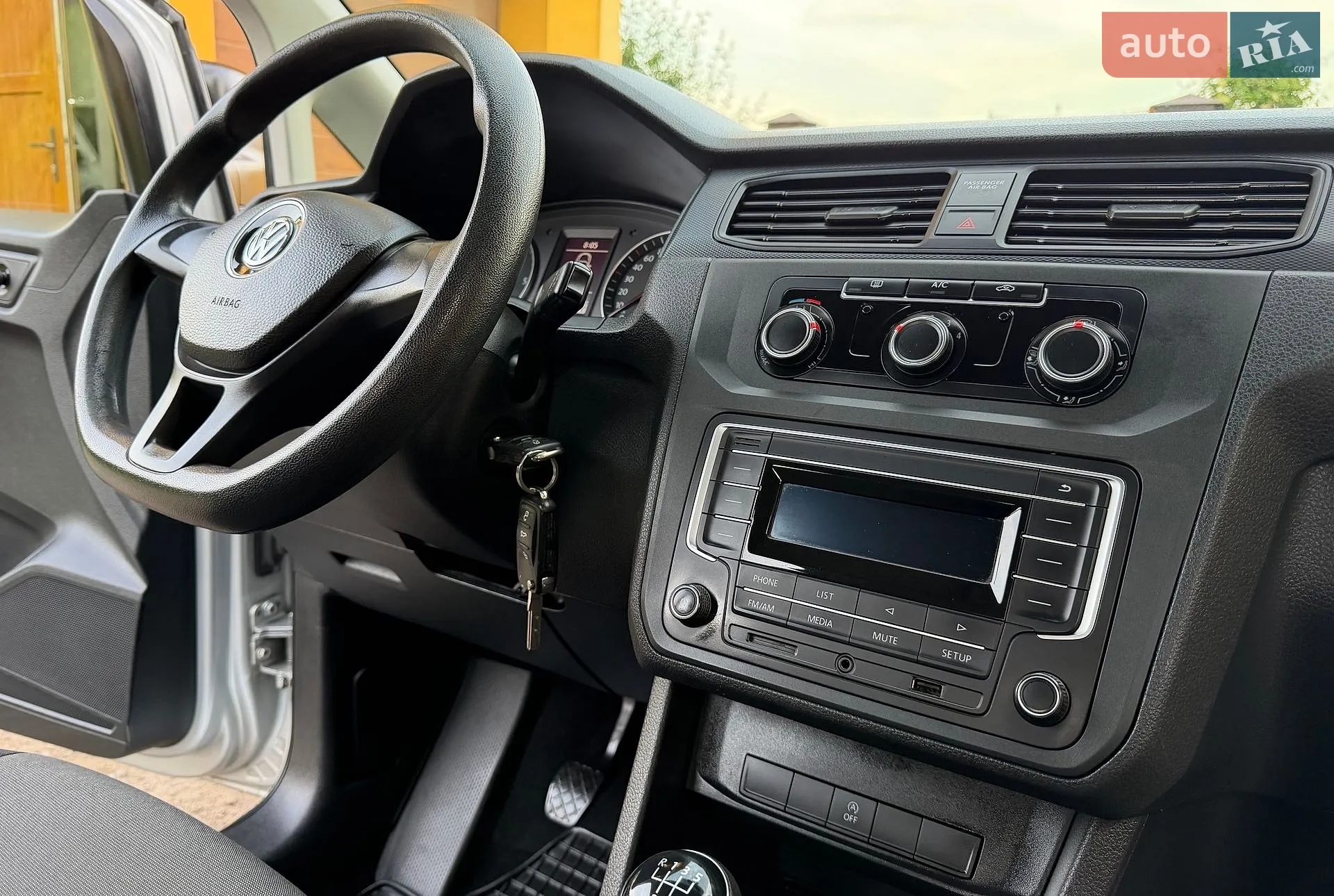 2017 Volkswagen Caddy - мініатюра 41