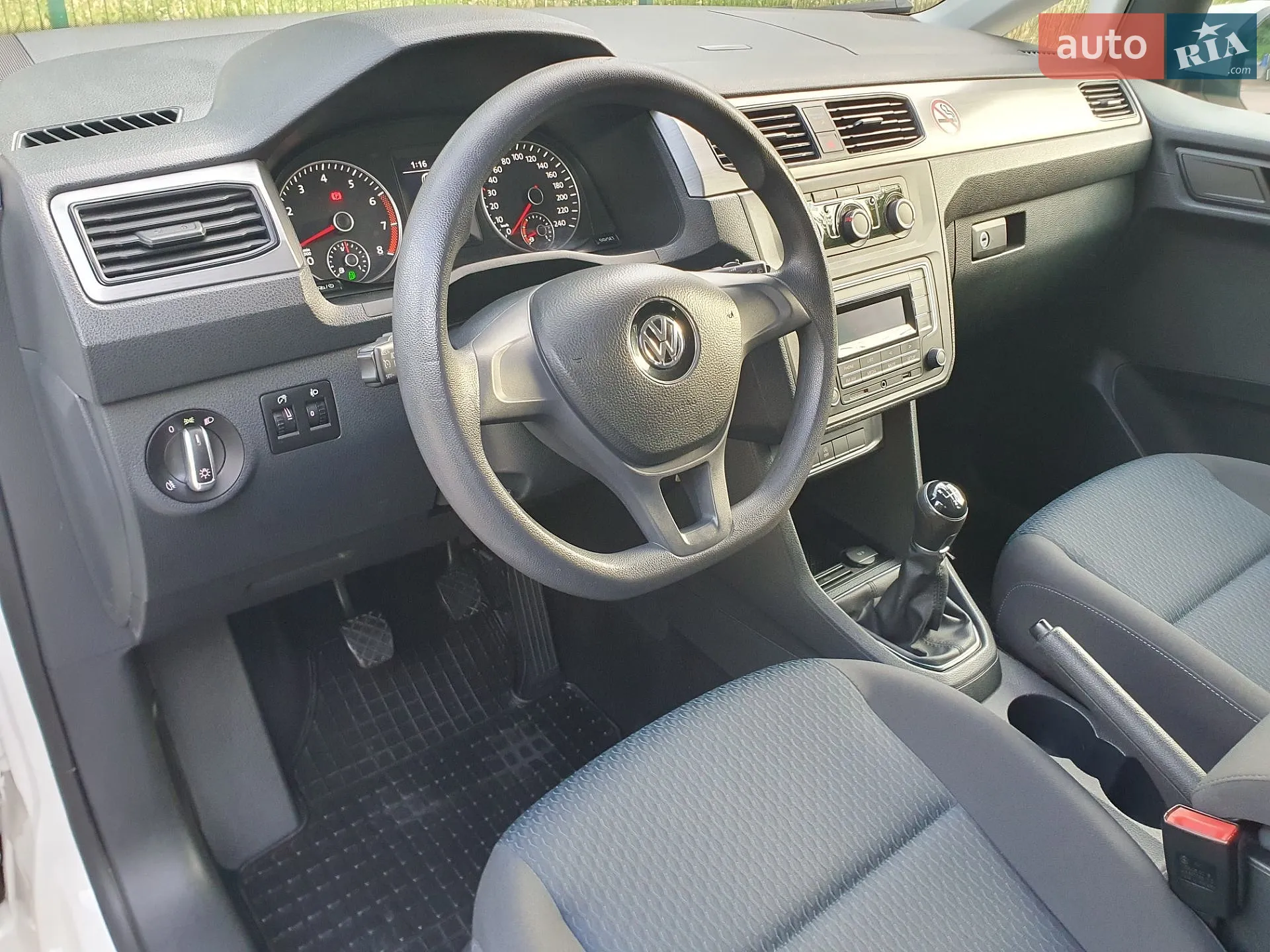 2018 Volkswagen Caddy - мініатюра 26