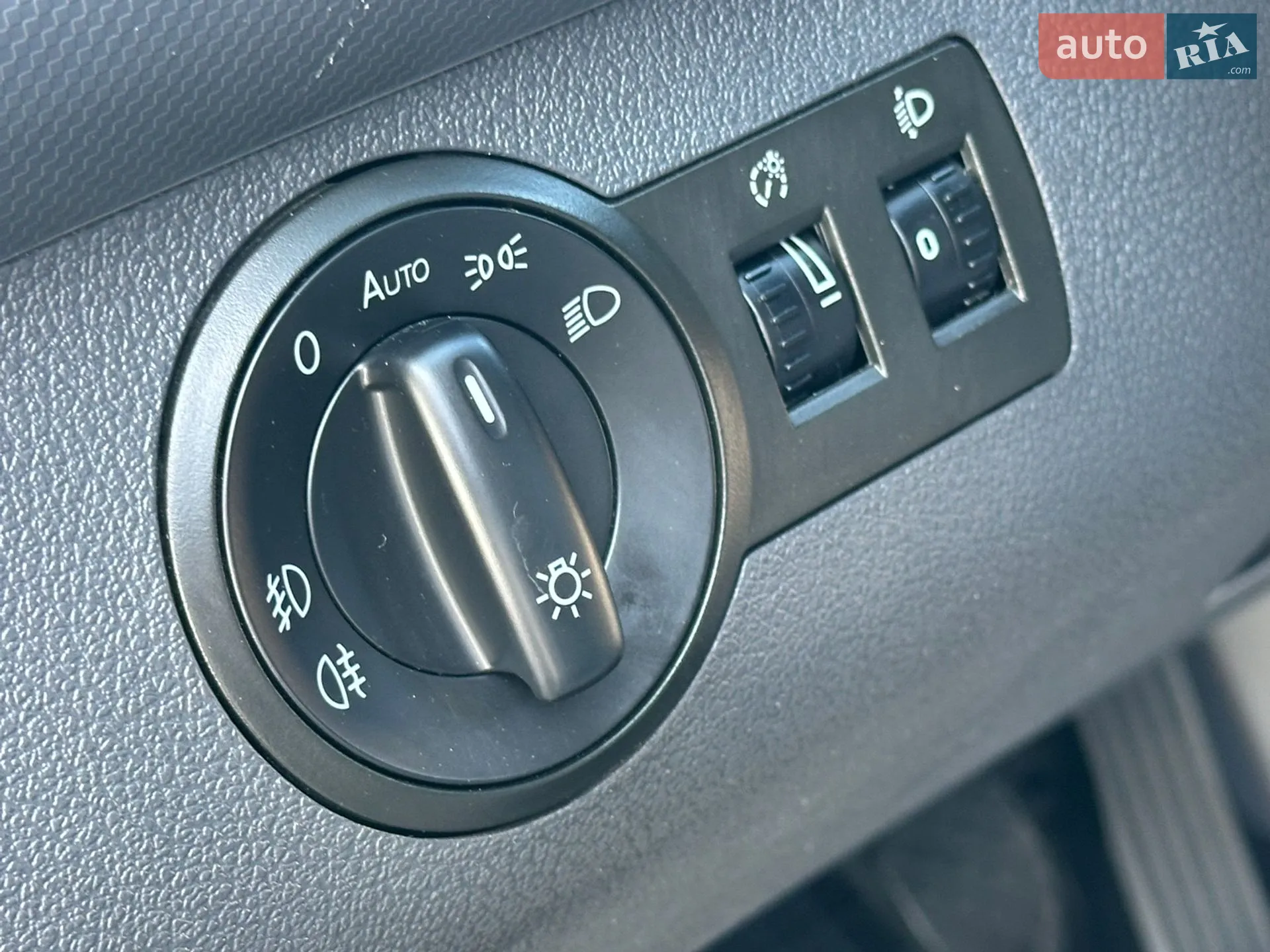 2010 Volkswagen Caddy - мініатюра 18