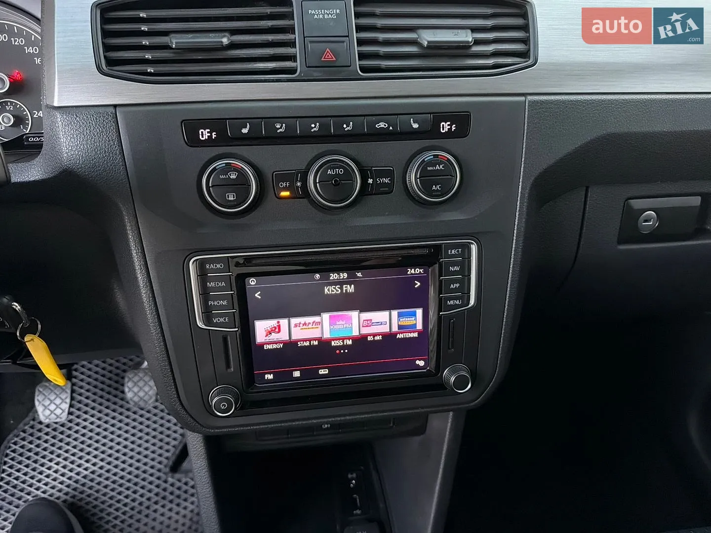 2017 Volkswagen Caddy - мініатюра 50