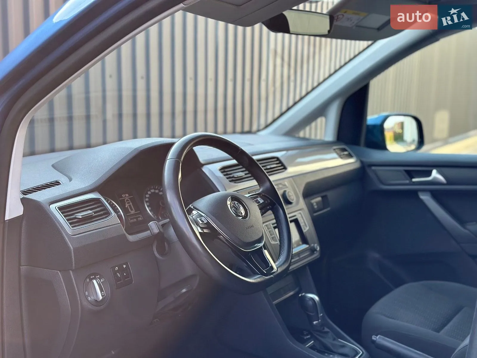 2019 Volkswagen Caddy - мініатюра 30