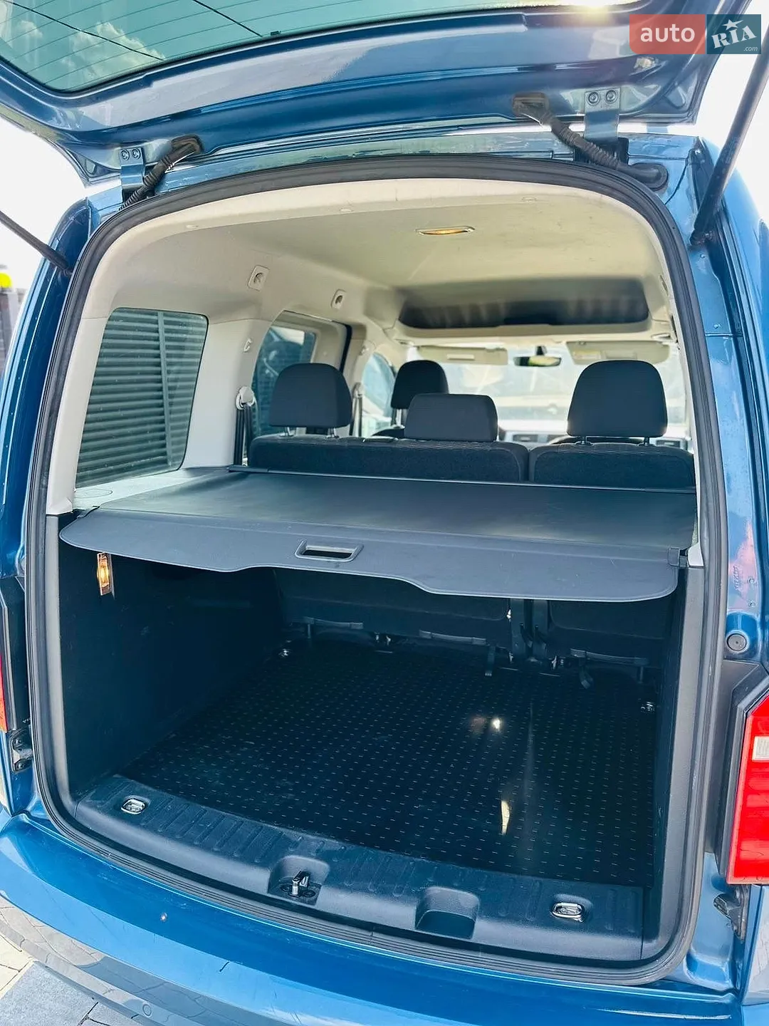2019 Volkswagen Caddy - мініатюра 25