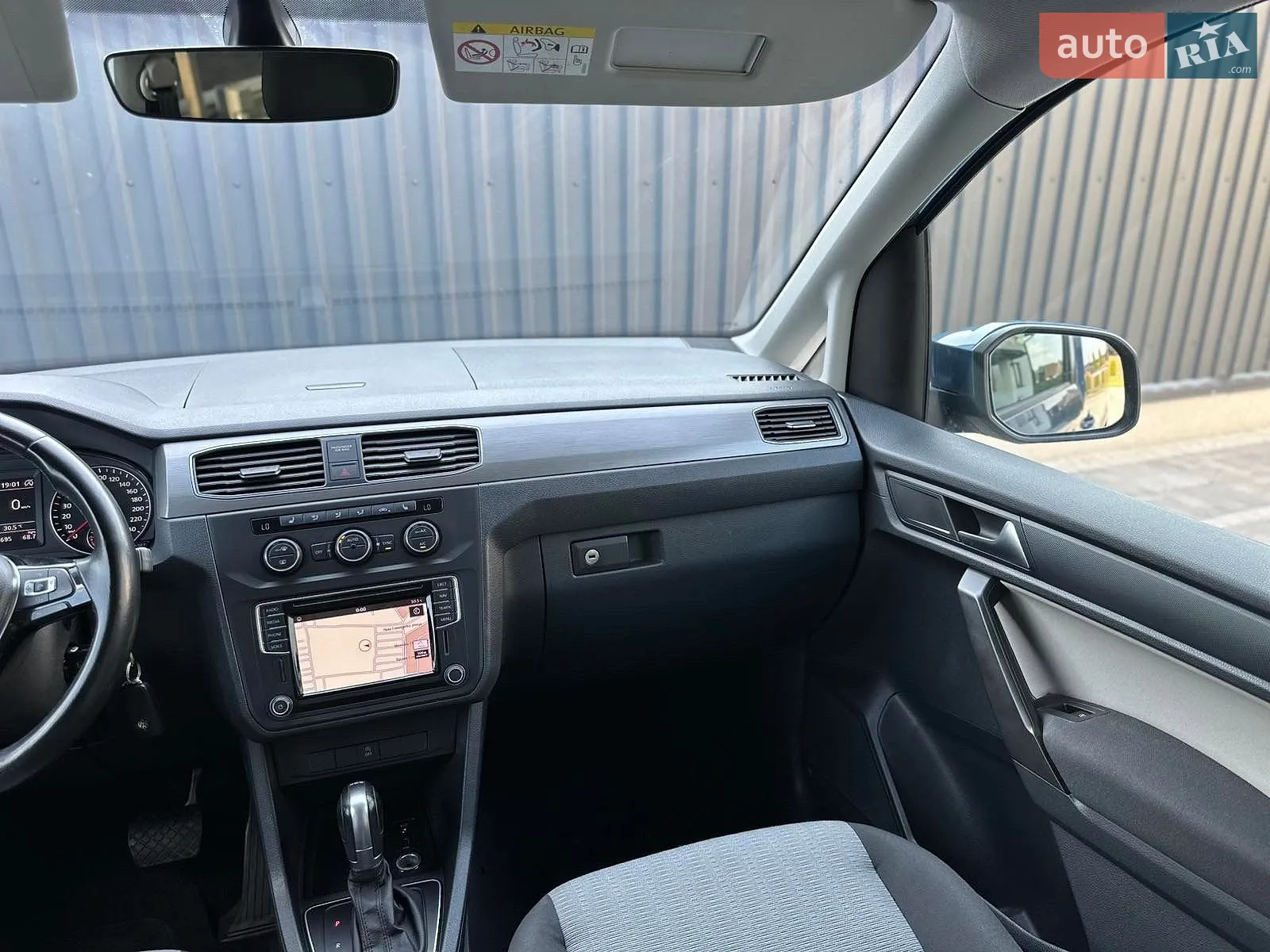 2016 Volkswagen Caddy - мініатюра 27