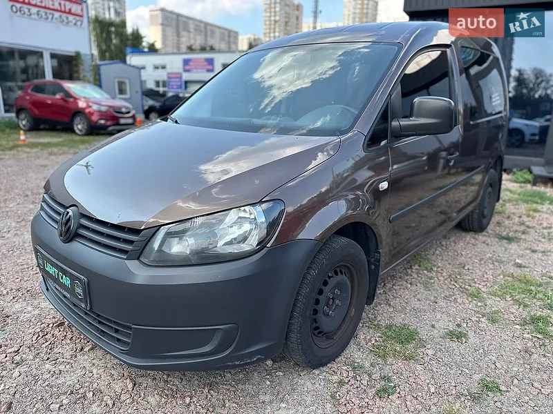 Volkswagen Caddy 2011