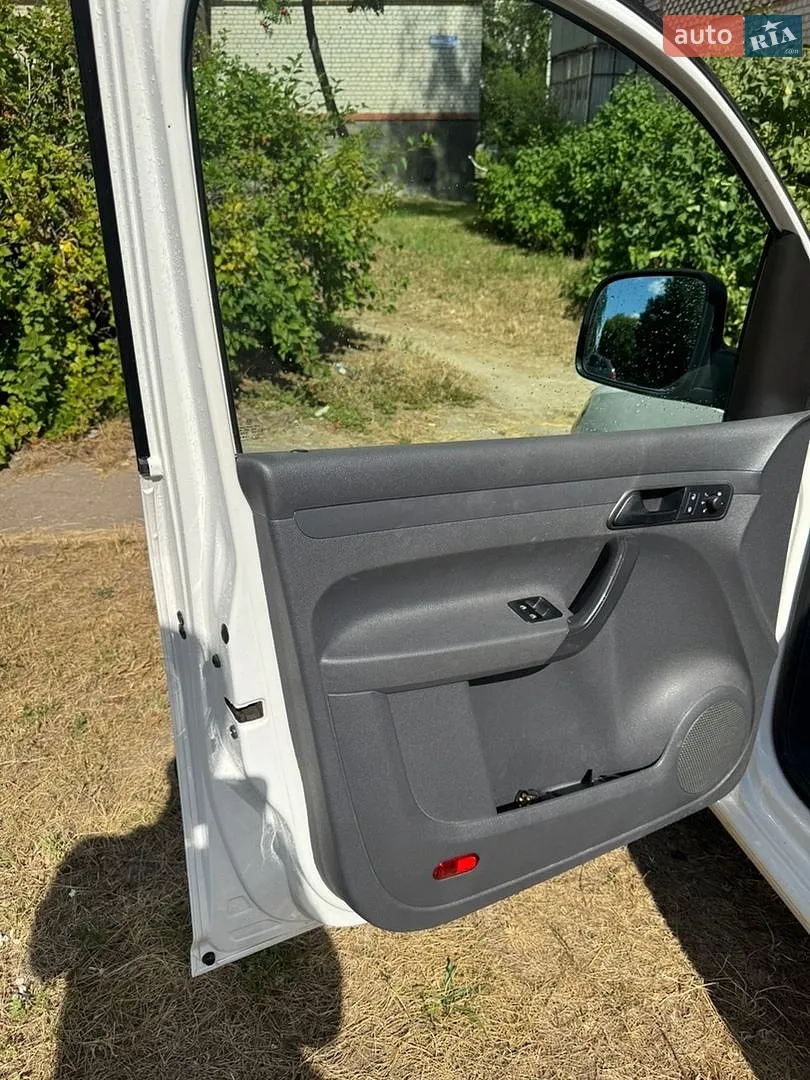 2011 Volkswagen Caddy - мініатюра 4
