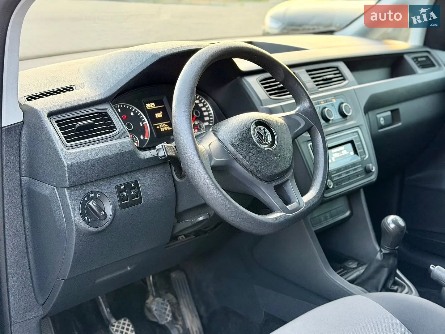 2017 Volkswagen Caddy - мініатюра 31