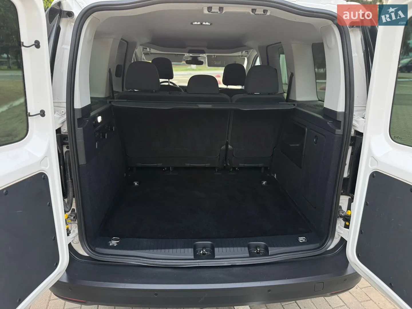 2021 Volkswagen Caddy - мініатюра 10