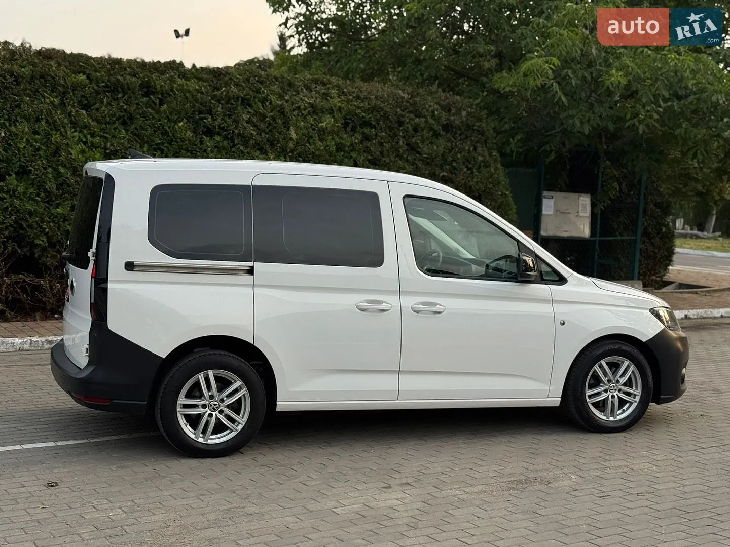 2021 Volkswagen Caddy - мініатюра 27