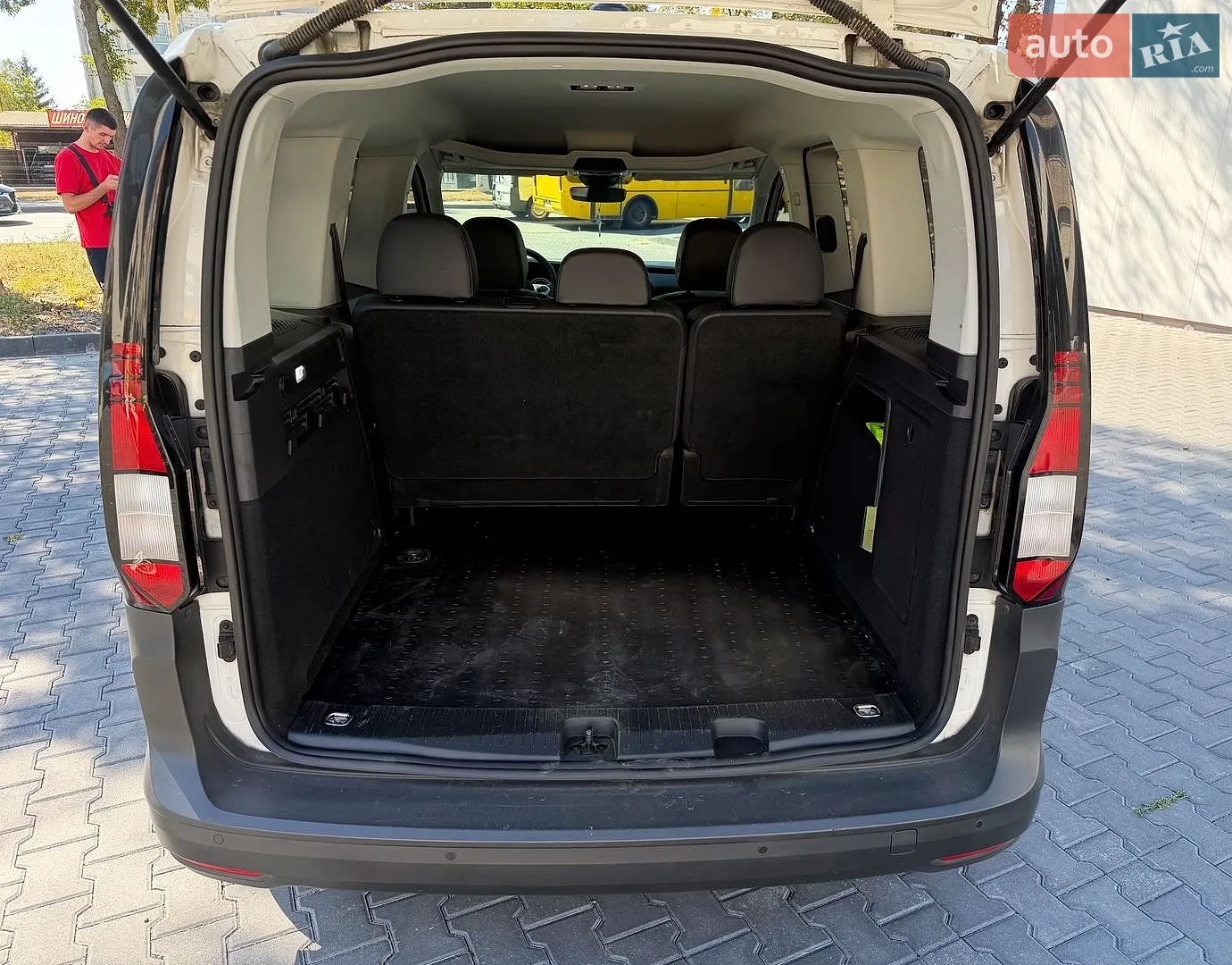 2022 Volkswagen Caddy - мініатюра 30