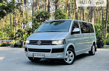 Минивэн Volkswagen Caravelle 2014 в Киеве