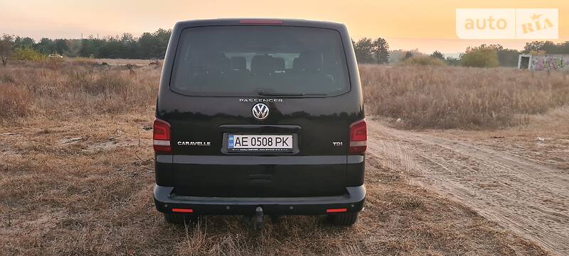 Минивэн Volkswagen Caravelle 2010 в Днепре