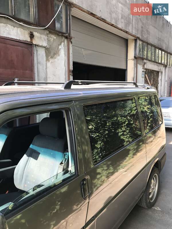 Минивэн Volkswagen Caravelle 1999 в Киеве