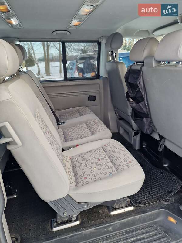 Минивэн Volkswagen Caravelle 2008 в Львове