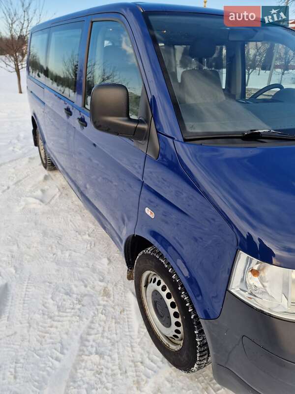 Минивэн Volkswagen Caravelle 2008 в Львове