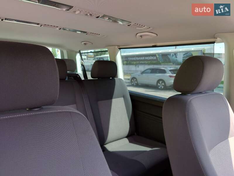 Минивэн Volkswagen Caravelle 2012 в Киеве