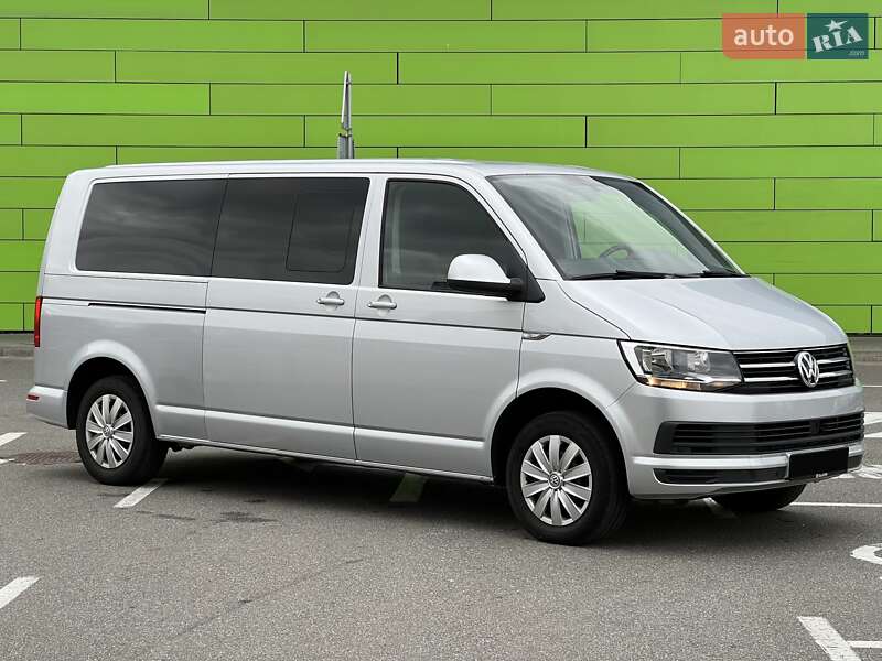 Минивэн Volkswagen Caravelle 2016 в Киеве