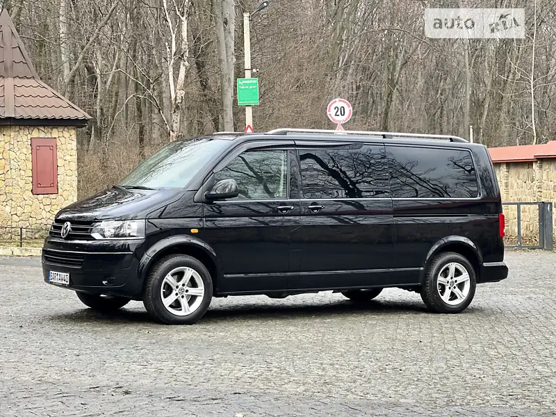 Volkswagen Caravelle