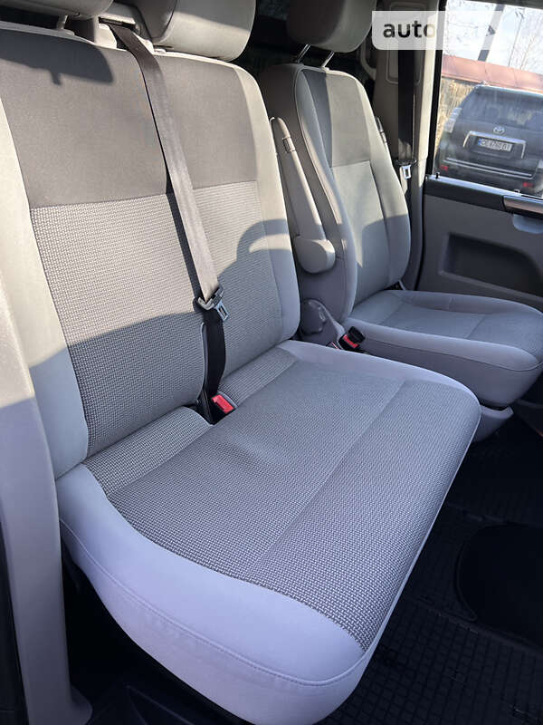 Минивэн Volkswagen Caravelle 2014 в Каменец-Подольском фото 40 Минивэн Volkswagen Caravelle 2014 в Каменец-Подольском