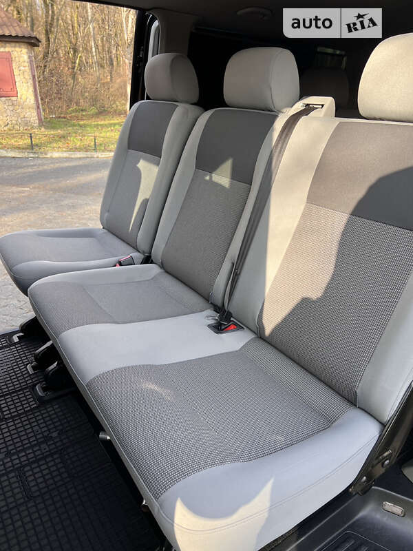 Минивэн Volkswagen Caravelle 2014 в Каменец-Подольском фото 44 Минивэн Volkswagen Caravelle 2014 в Каменец-Подольском