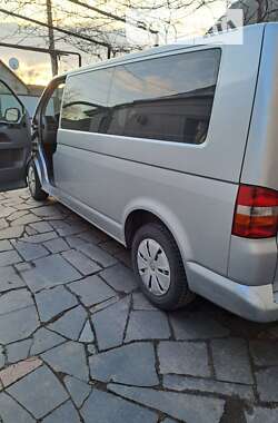 Минивэн Volkswagen Caravelle 2004 в 