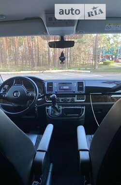 Минивэн Volkswagen Caravelle 2017 в Киеве