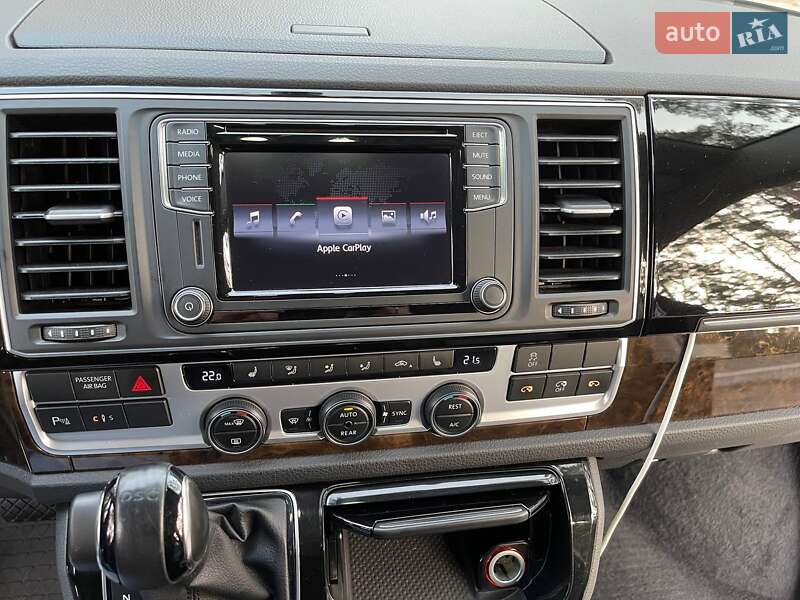 Мінівен Volkswagen Caravelle 2017 в Києві