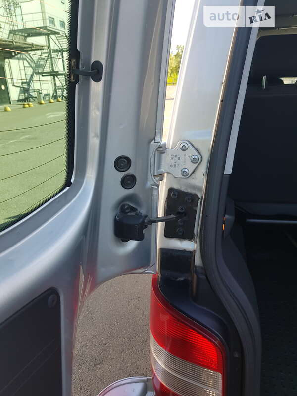 Мінівен Volkswagen Caravelle 2012 в Києві