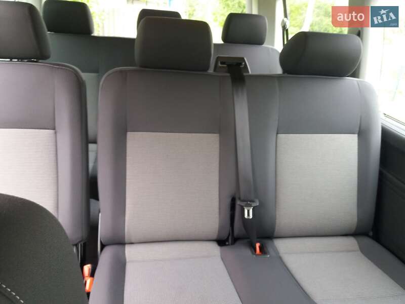 Минивэн Volkswagen Caravelle 2013 в Сумах