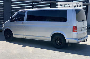 Мінівен Volkswagen Caravelle 2011 в Києві