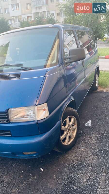 Минивэн Volkswagen Caravelle 1999 в Глыбокой