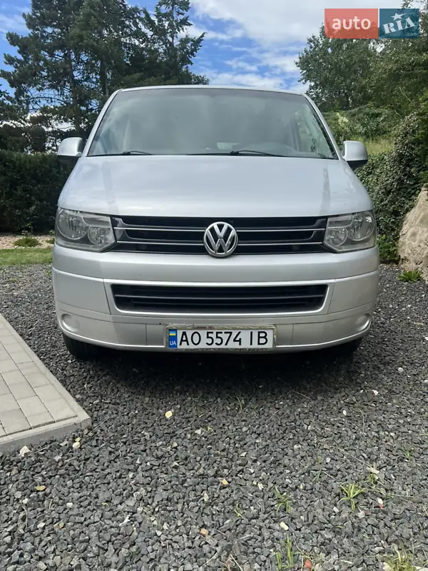 Volkswagen Caravelle