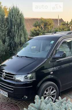 Мінівен Volkswagen Caravelle 2013 в Томаківці