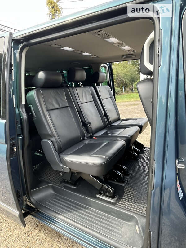 Минивэн Volkswagen Caravelle 2019 в Черновцах
