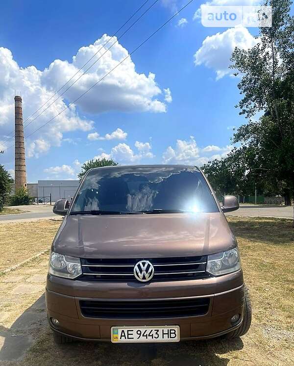 Мінівен Volkswagen Caravelle 2015 в Покровському