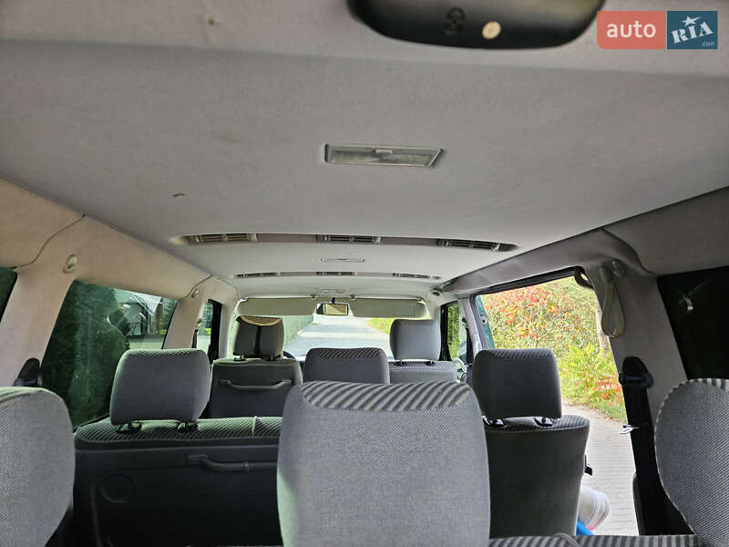 Мінівен Volkswagen Caravelle 1998 в Львові