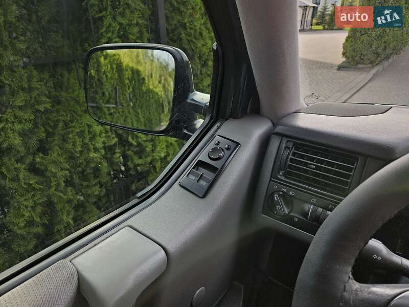 Мінівен Volkswagen Caravelle 1998 в Львові