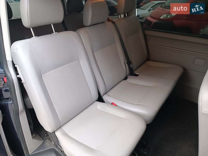 Минивэн Volkswagen Caravelle 2013 в Харькове