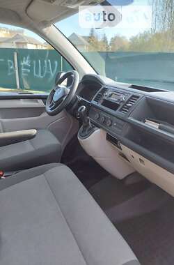 Минивэн Volkswagen Caravelle 2018 в 