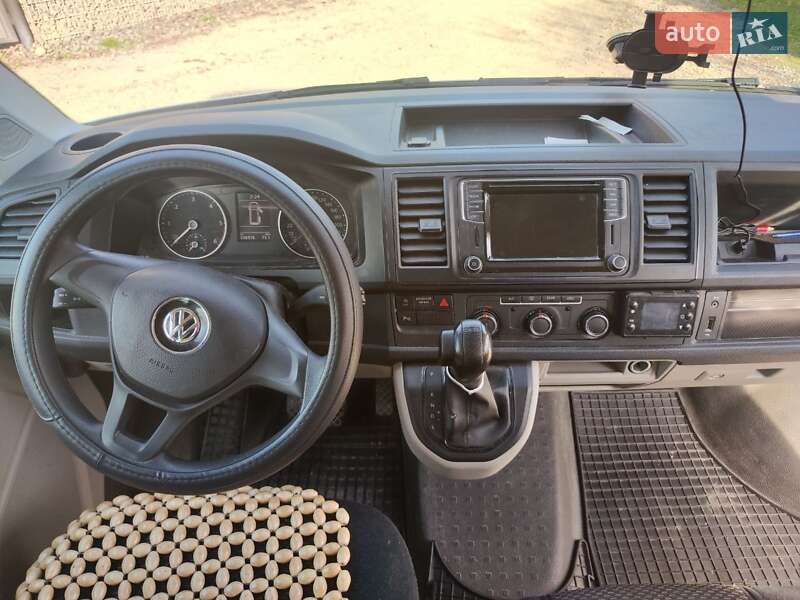 Минивэн Volkswagen Caravelle 2018 в Нереснице