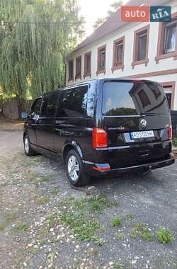 Мінівен Volkswagen Caravelle 2017 в Ужгороді