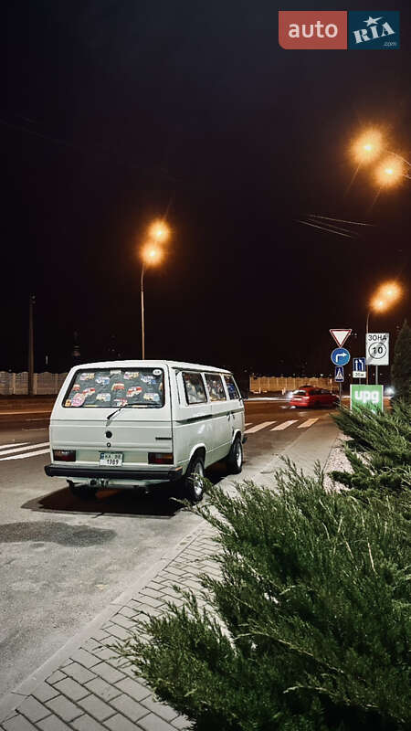 Минивэн Volkswagen Caravelle 1989 в Киеве