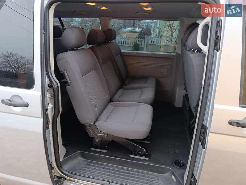 Минивэн Volkswagen Caravelle 2012 в Малой Виске