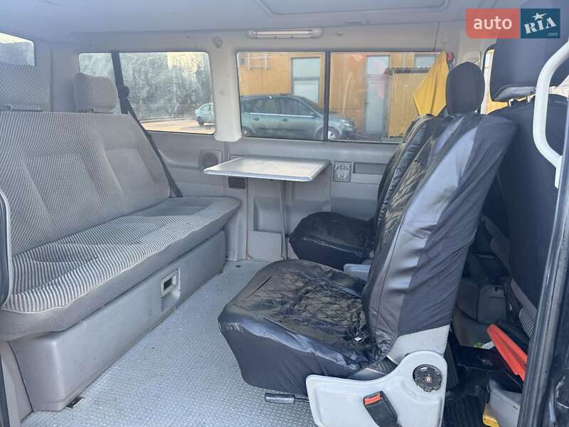 Минивэн Volkswagen Caravelle 1998 в Ровно