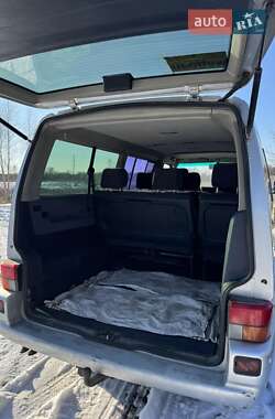 Минивэн Volkswagen Caravelle 2000 в 
