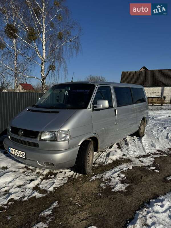 Минивэн Volkswagen Caravelle 2000 в 