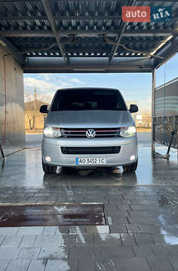 Мінівен Volkswagen Caravelle 2012 в Києві